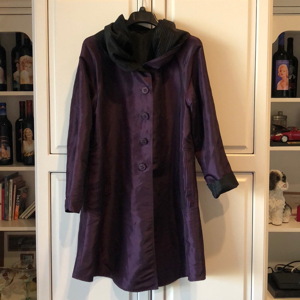 UBU reversible rain coat
